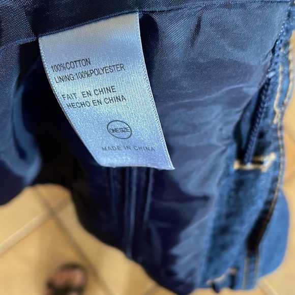 Levi’s Red Label backpack. - Picture 5 of 8